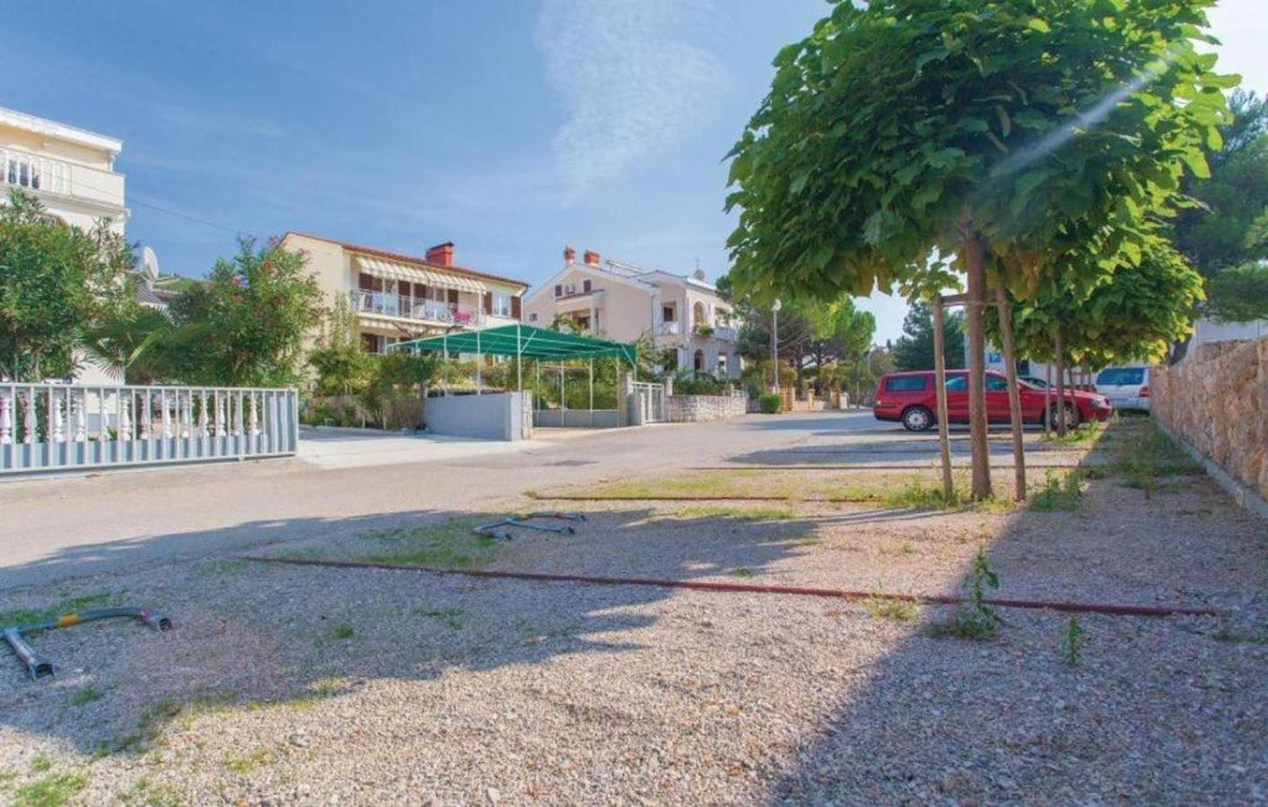 Apartments Nikola Punat Exterior foto